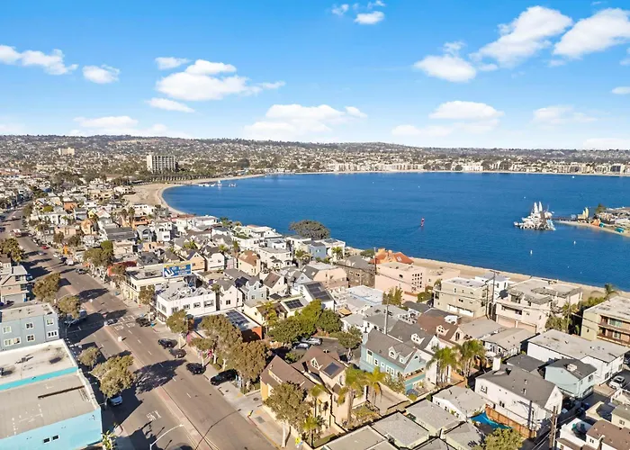 Mission Beach 3BR Gem Rooftop Patio&Hot Tub